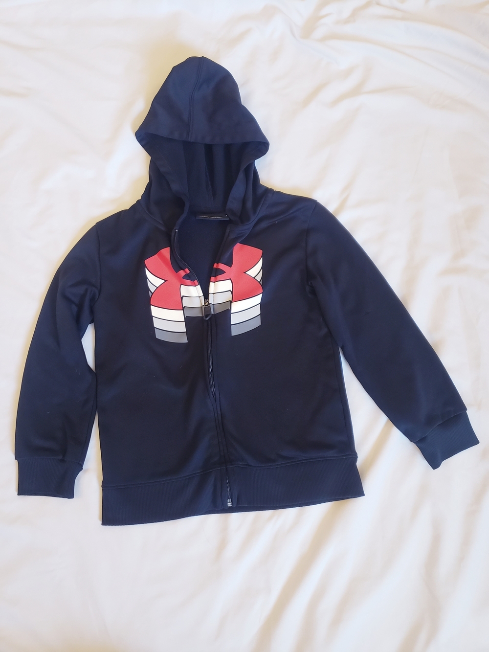 Boys Size 6 Under Armour Zip Hoodie